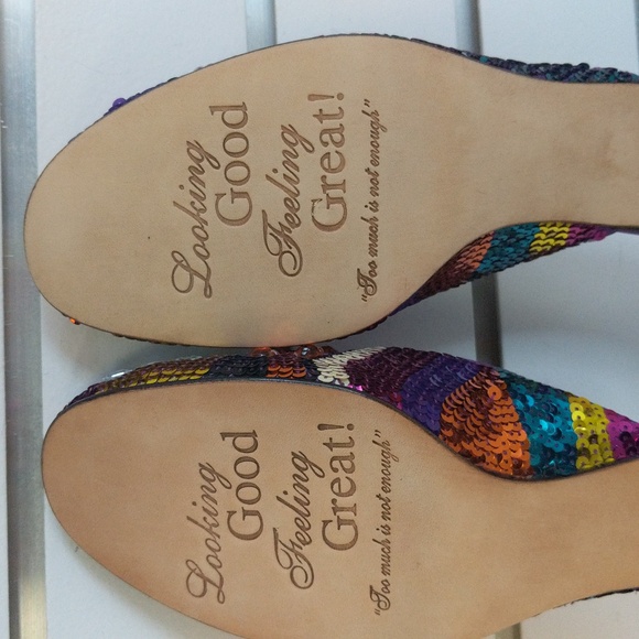 Beverly Feldman Shoes - Picture 4 of 4